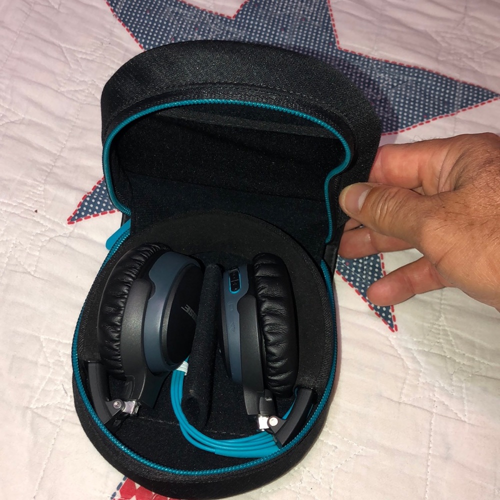 Bose Wireless - image 7